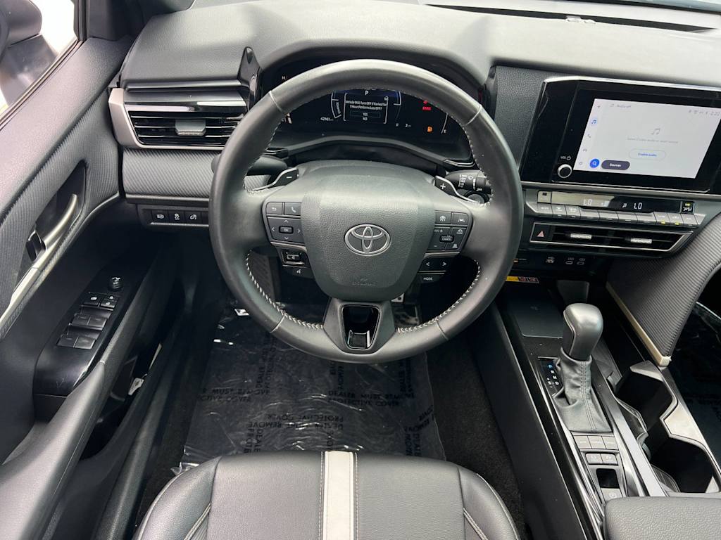 Thumbnail: 2025 Toyota Camry - 11