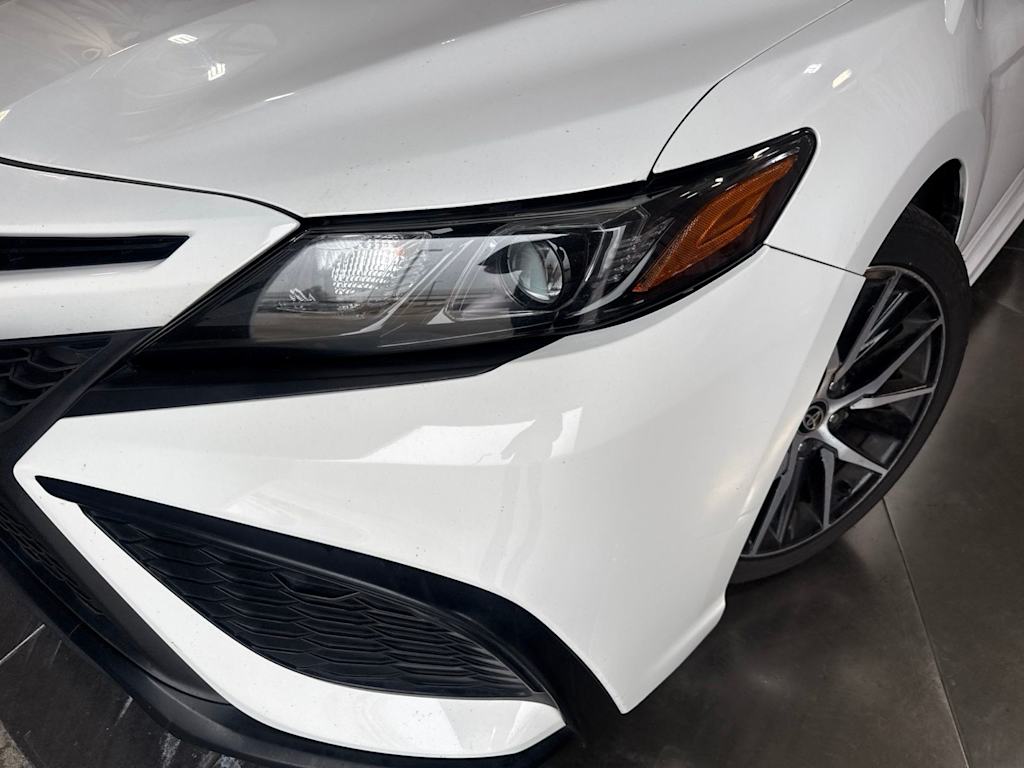 Thumbnail: 2022 Toyota Camry - 19
