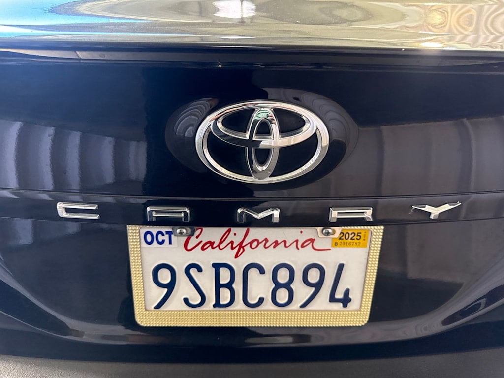 Thumbnail: 2022 Toyota Camry - 20