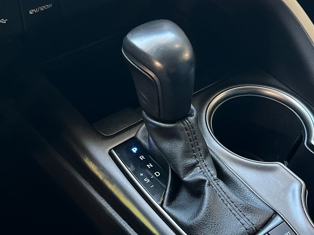 Thumbnail: 2023 Toyota Camry - 15