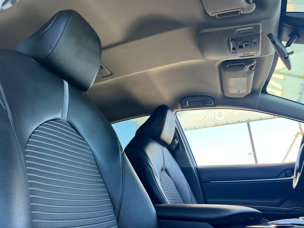 Thumbnail: 2020 Toyota Camry - 23