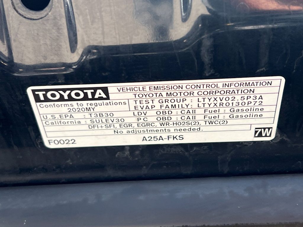 Thumbnail: 2020 Toyota Camry - 17