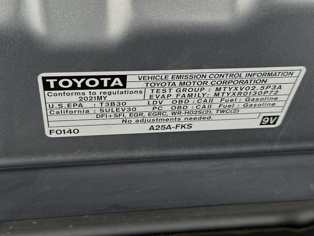 2021 Toyota Camry SE 17