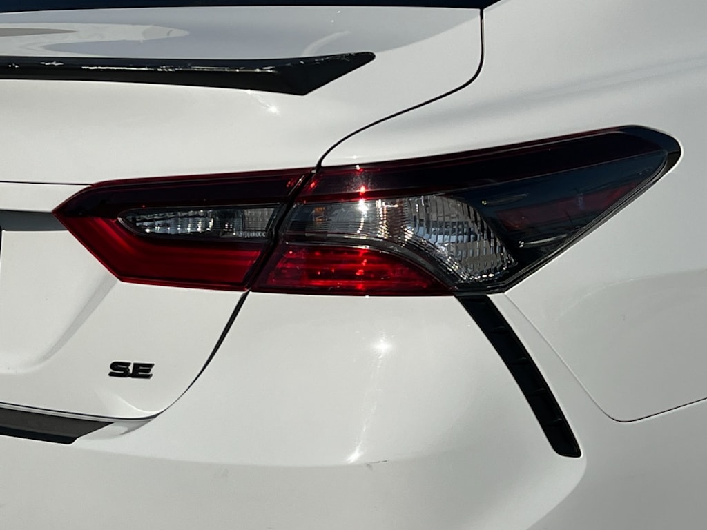 Thumbnail: 2022 Toyota Camry - 27