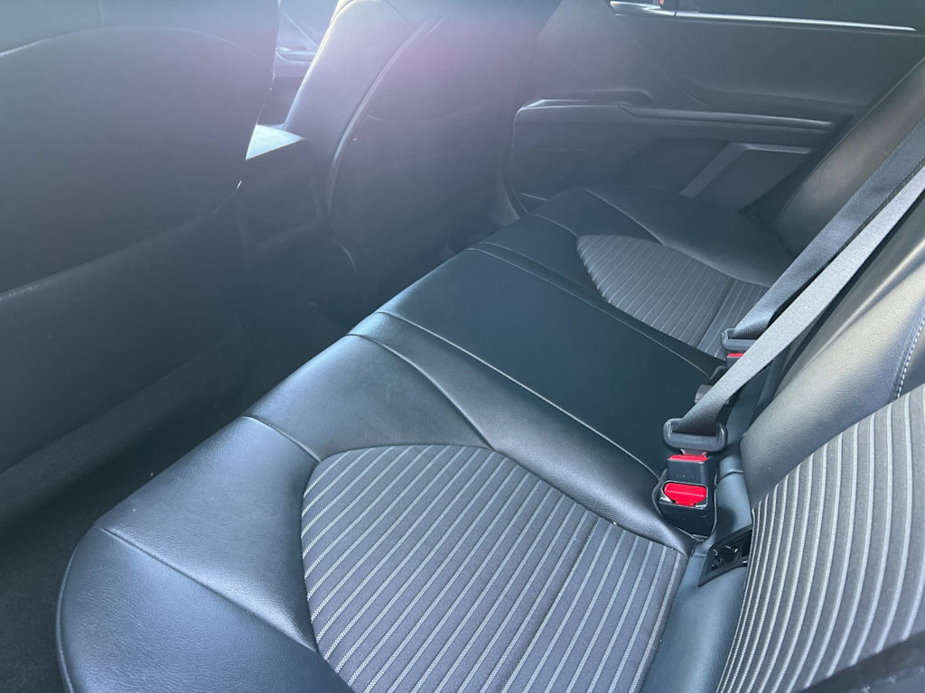 Thumbnail: 2022 Toyota Camry - 19