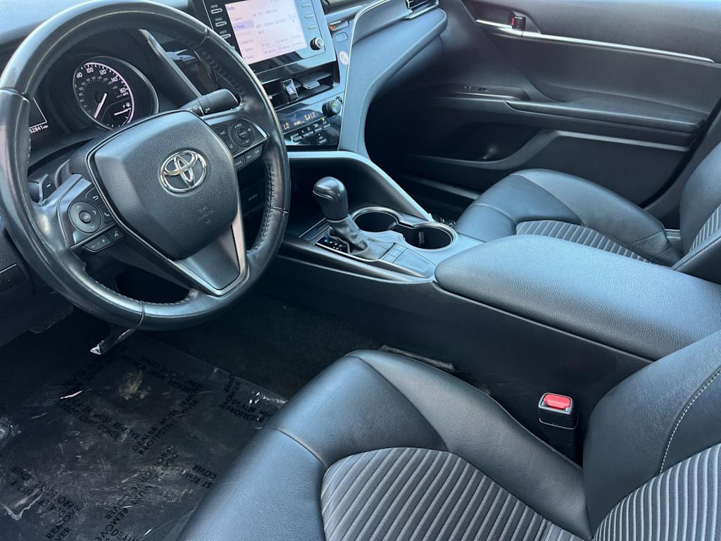 2022 Toyota Camry SE 9