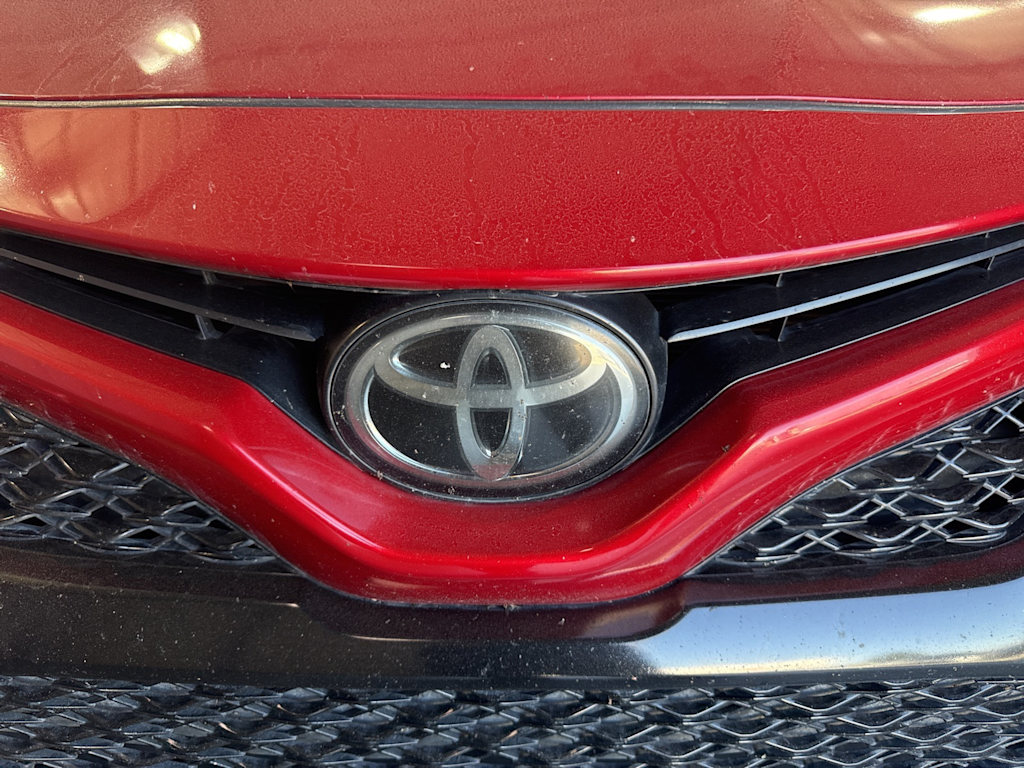 Thumbnail: 2020 Toyota Camry - 25