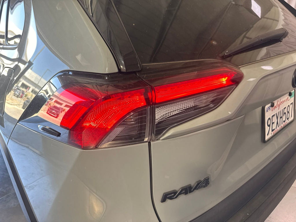 Thumbnail: 2023 Toyota RAV4 - 20