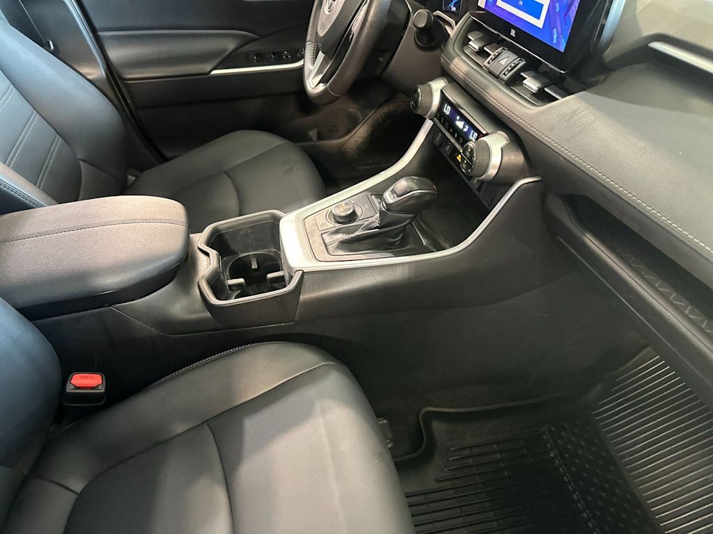 Thumbnail: 2023 Toyota RAV4 - 13