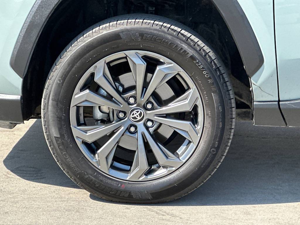 Thumbnail: 2023 Toyota RAV4 - 8