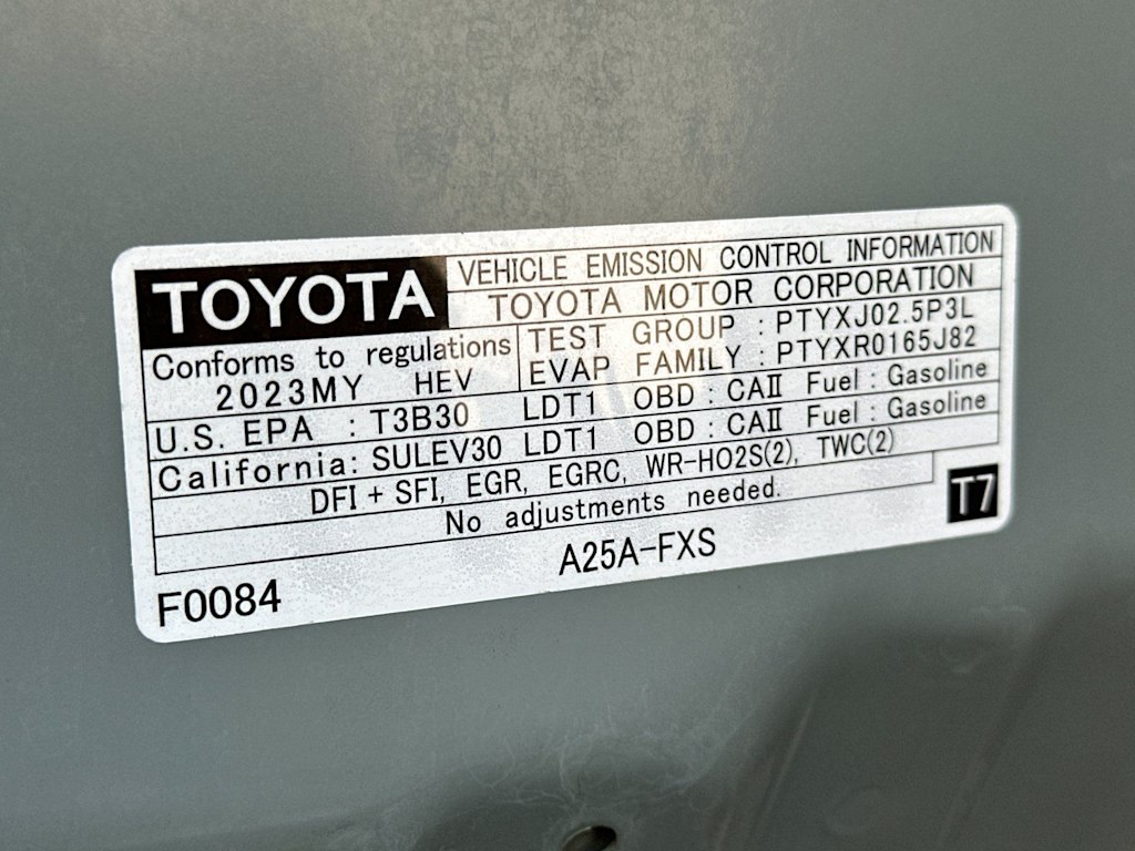 Thumbnail: 2023 Toyota RAV4 - 19