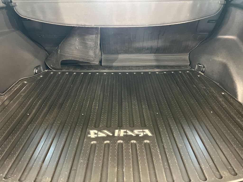 Thumbnail: 2023 Toyota RAV4 - 17