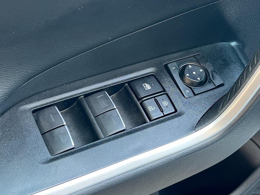 Thumbnail: 2023 Toyota RAV4 - 24