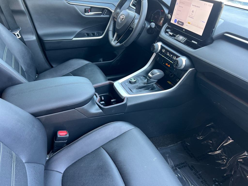 Thumbnail: 2023 Toyota RAV4 - 13