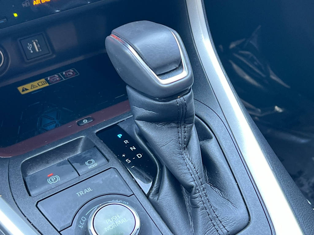 Thumbnail: 2023 Toyota RAV4 - 15