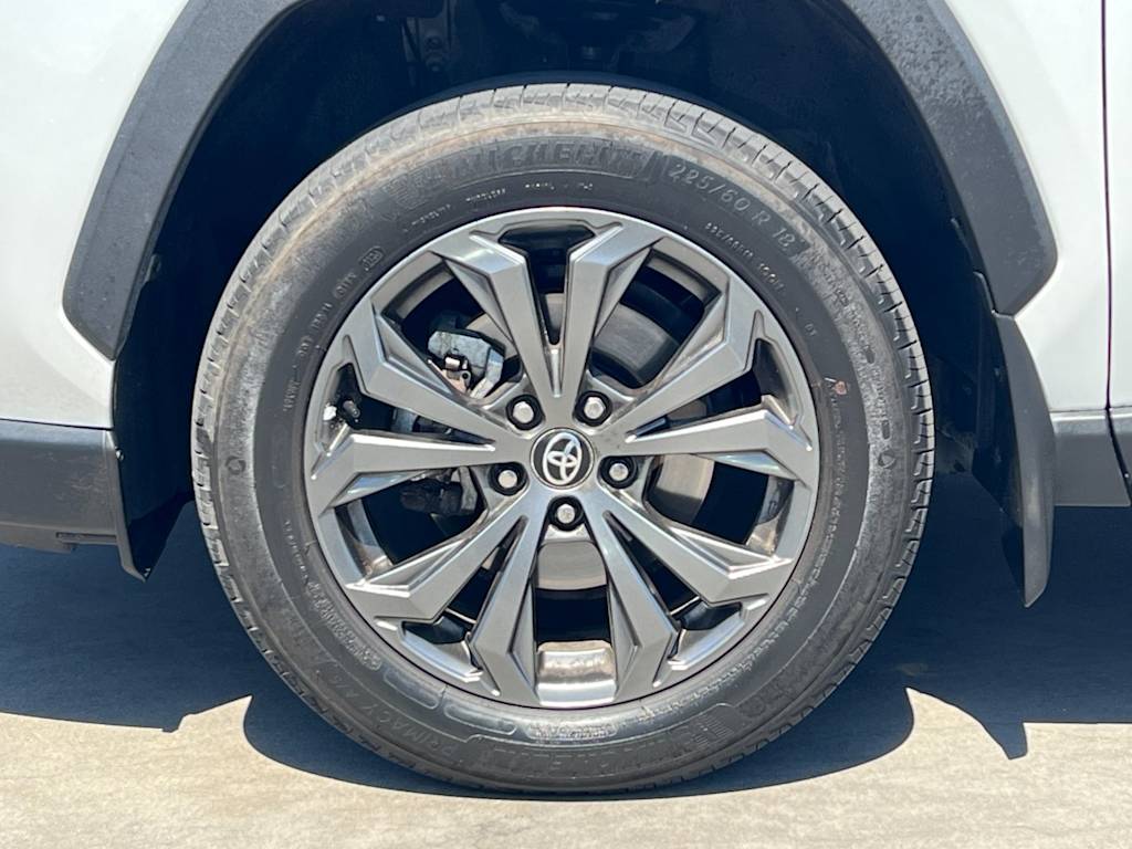 Thumbnail: 2023 Toyota RAV4 - 8