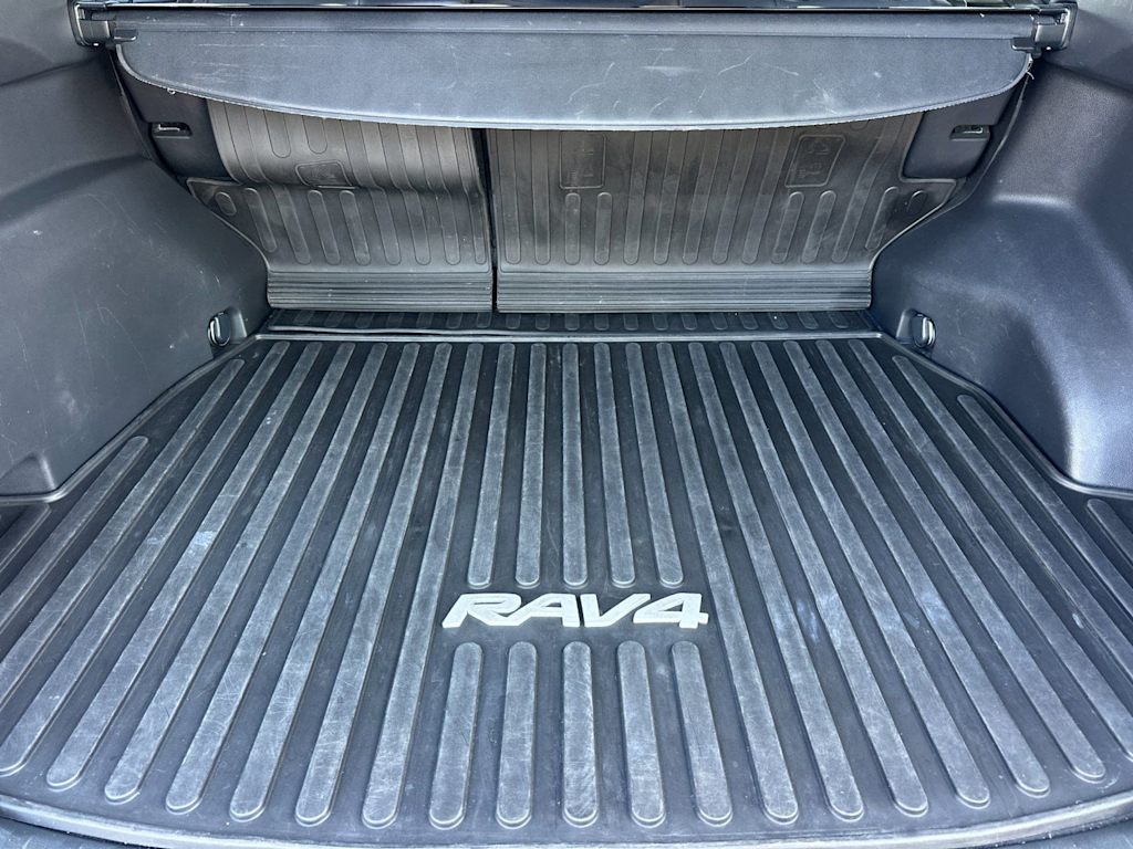 Thumbnail: 2023 Toyota RAV4 - 16
