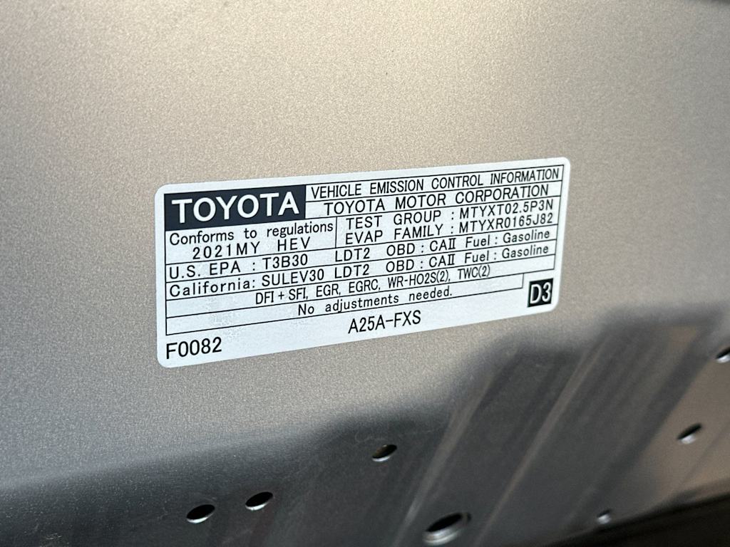 Thumbnail: 2021 Toyota RAV4 - 18