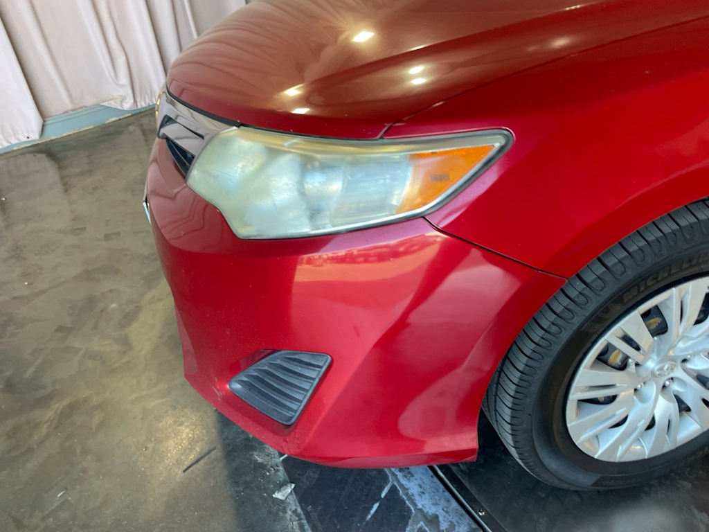 Thumbnail: 2012 Toyota Camry - 16