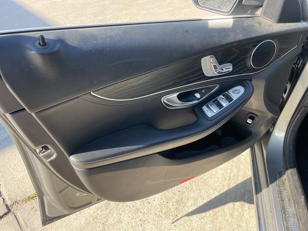 2016 Mercedes-Benz C-Class C 300 20