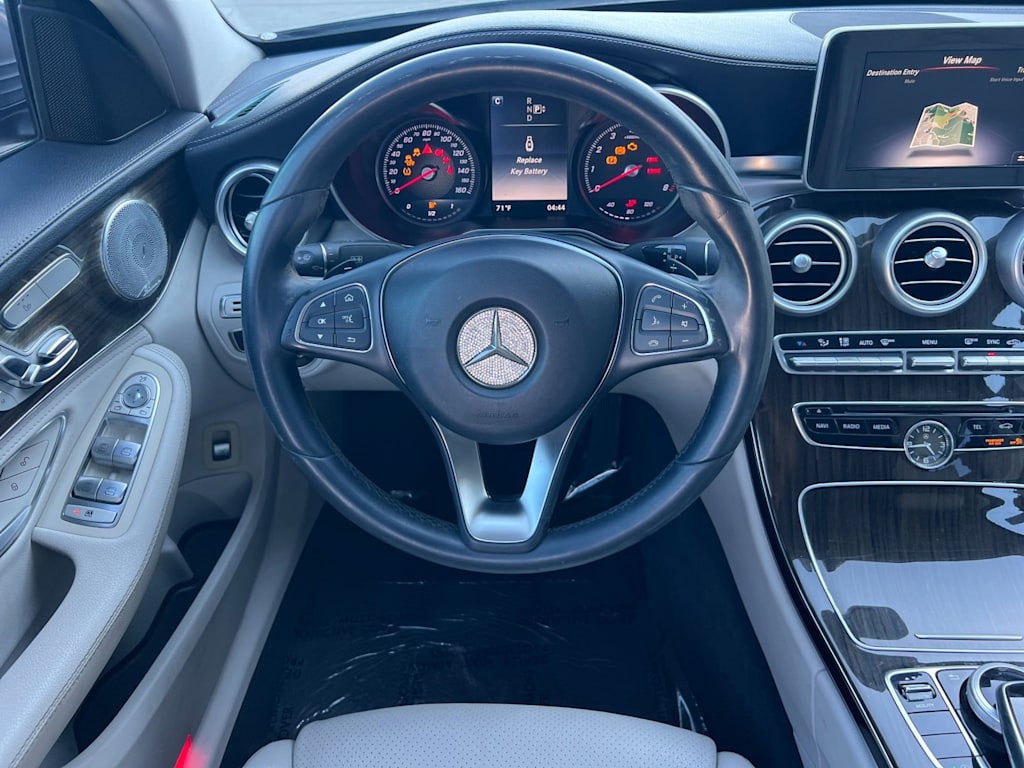 Thumbnail: 2015 Mercedes-Benz C-Class - 12