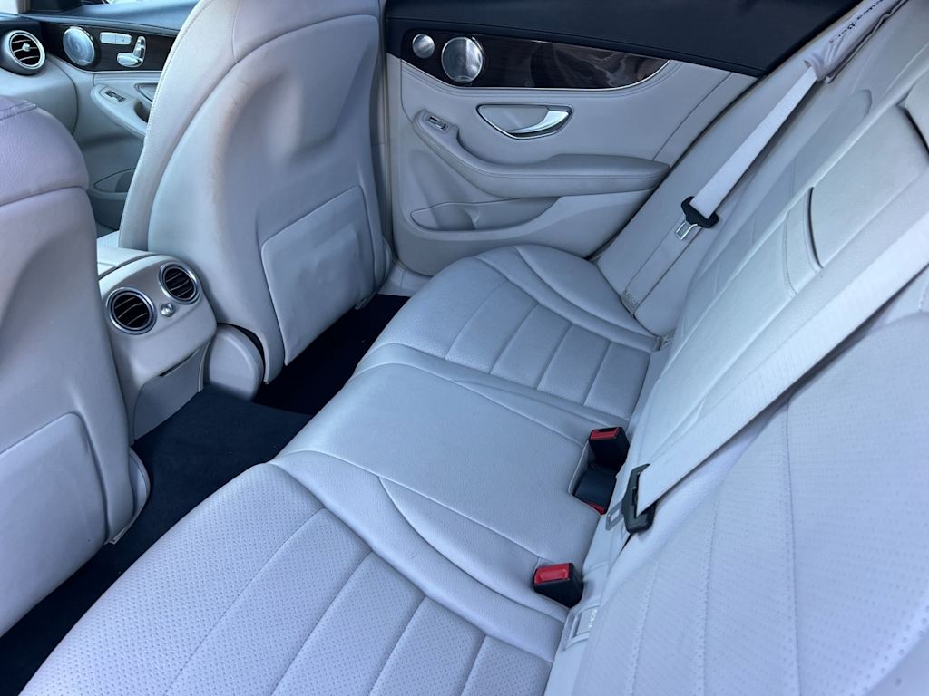 Thumbnail: 2015 Mercedes-Benz C-Class - 11