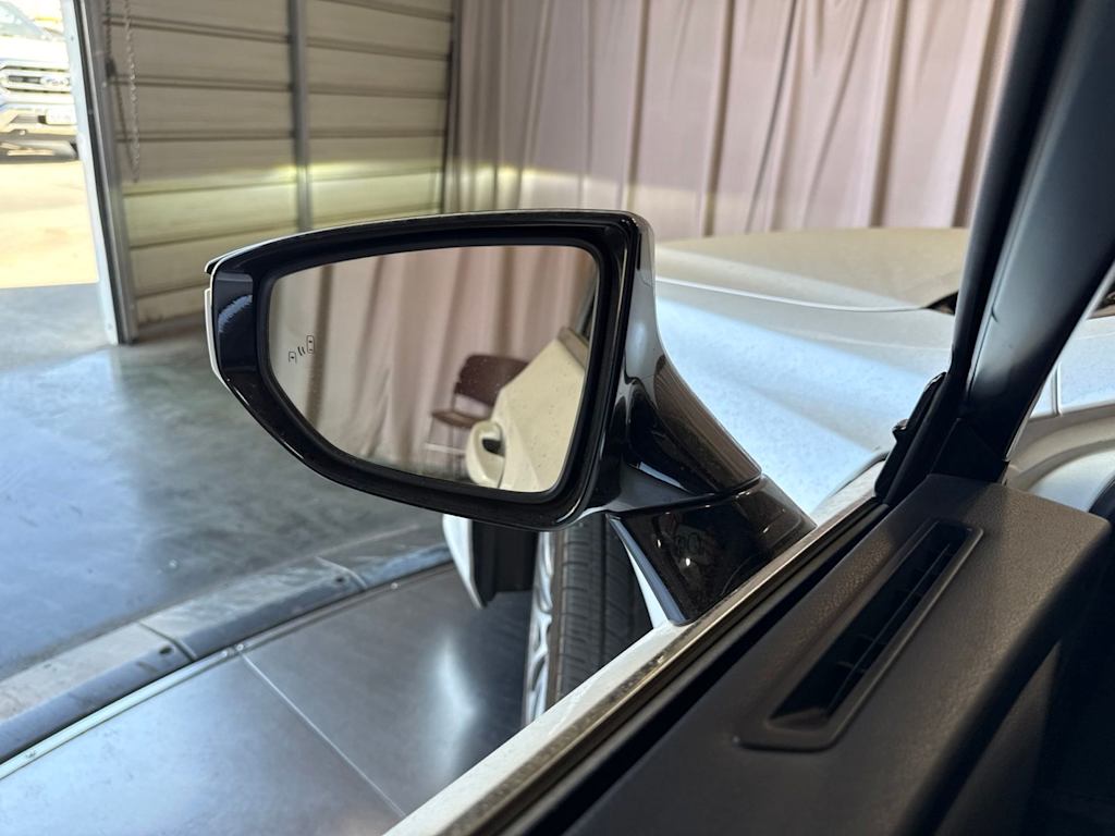 Thumbnail: 2019 Lexus ES - 14