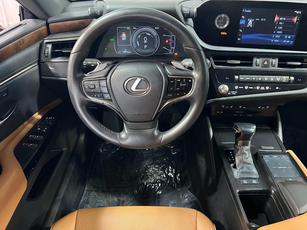 Thumbnail: 2022 Lexus ES - 11