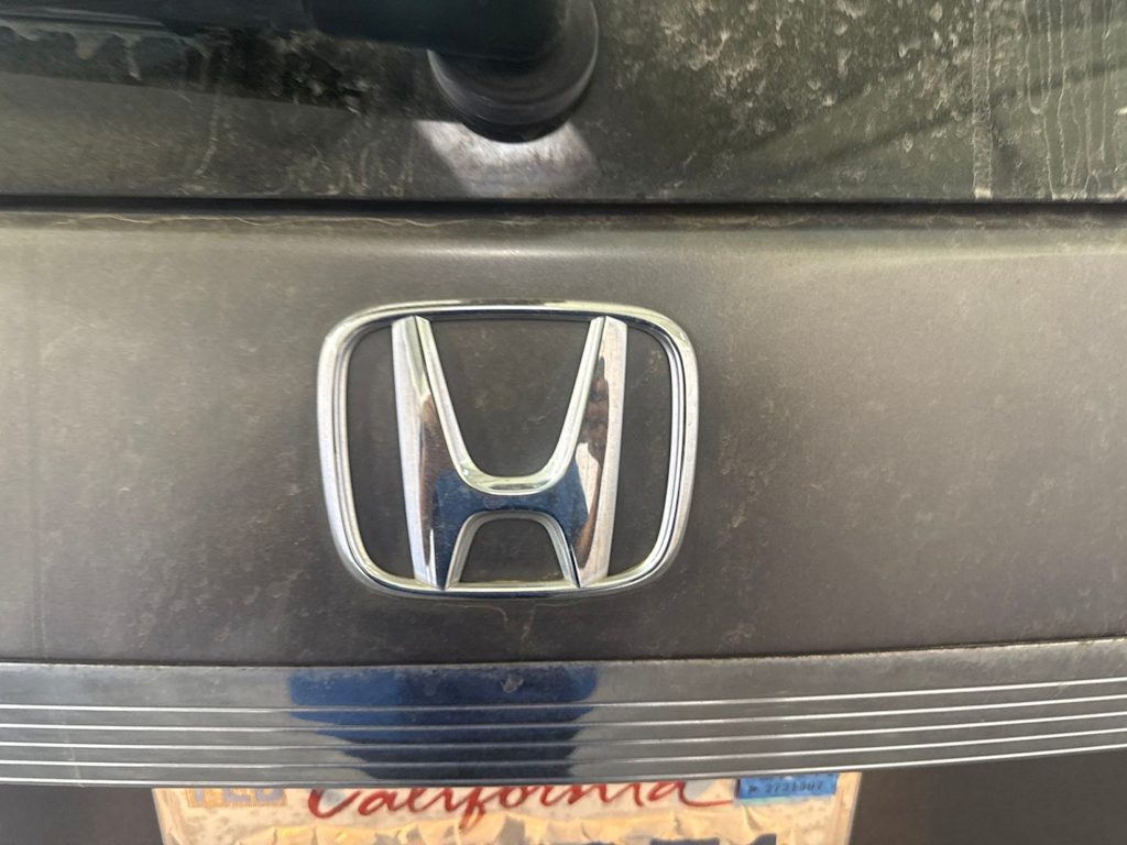 Thumbnail: 2011 Honda Odyssey - 19