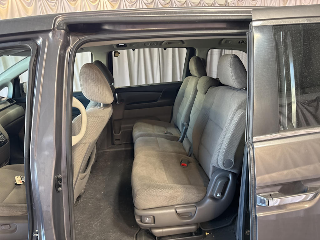 Thumbnail: 2016 Honda Odyssey - 8