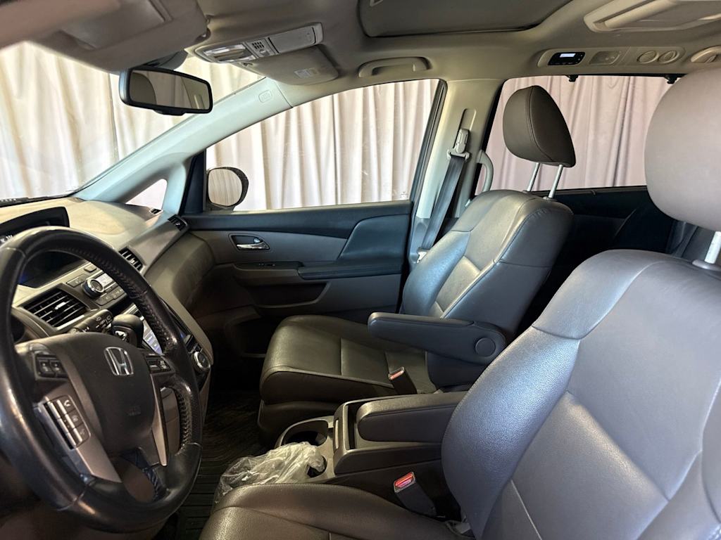 Thumbnail: 2016 Honda Odyssey - 10