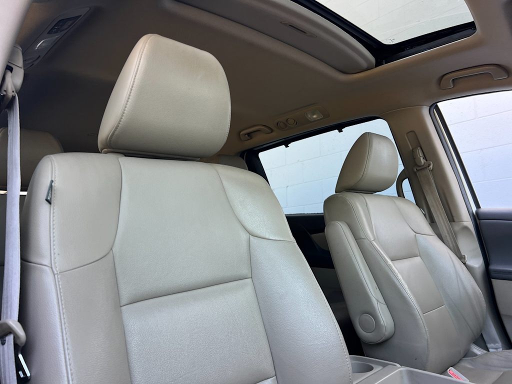 Thumbnail: 2015 Honda Odyssey - 10