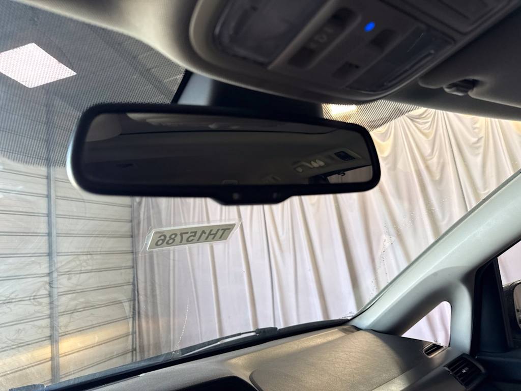 Thumbnail: 2014 Honda Odyssey - 24