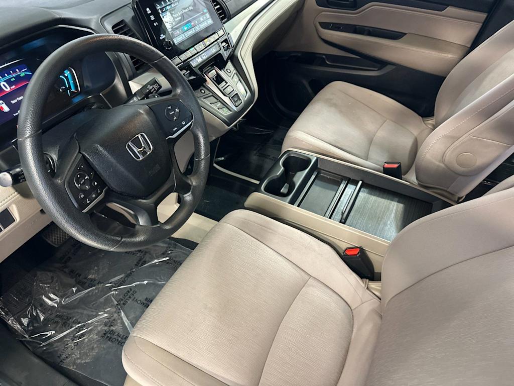 Thumbnail: 2018 Honda Odyssey - 9