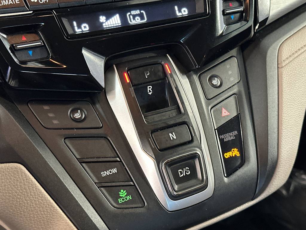 Thumbnail: 2018 Honda Odyssey - 15