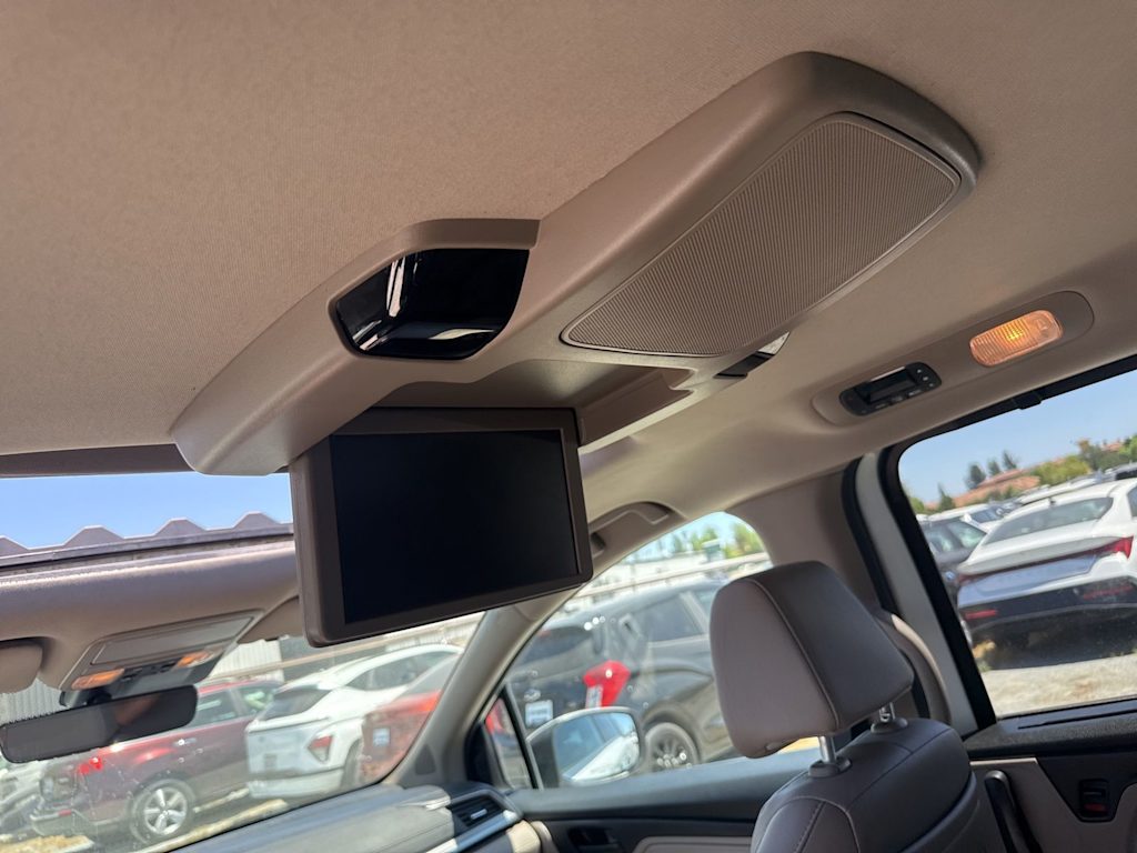 Thumbnail: 2020 Honda Odyssey - 18