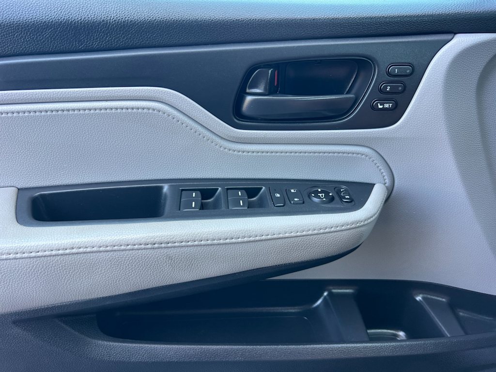 Thumbnail: 2019 Honda Odyssey - 20