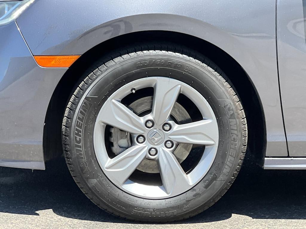 Thumbnail: 2019 Honda Odyssey - 8