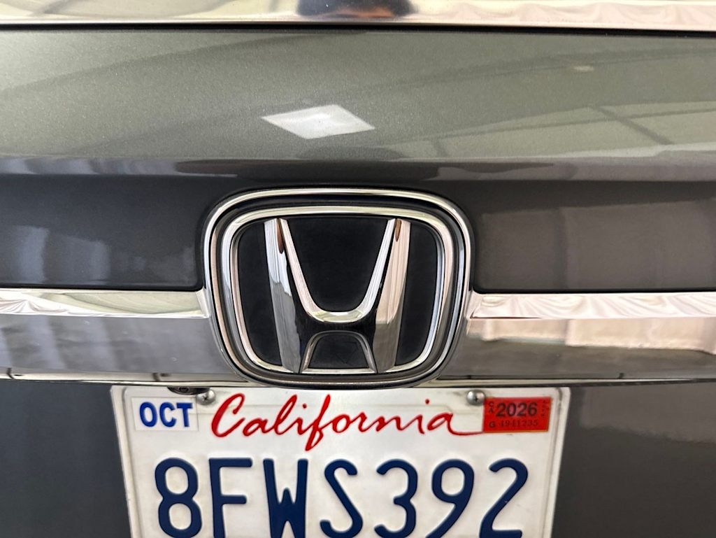 Thumbnail: 2019 Honda Odyssey - 13