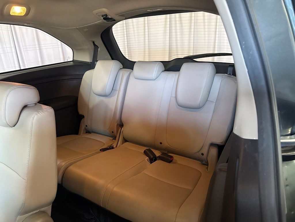 Thumbnail: 2019 Honda Odyssey - 12