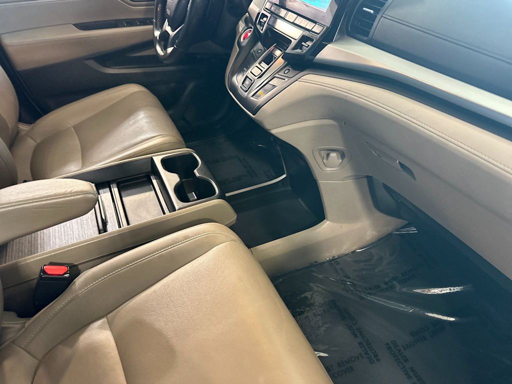Thumbnail: 2019 Honda Odyssey - 14