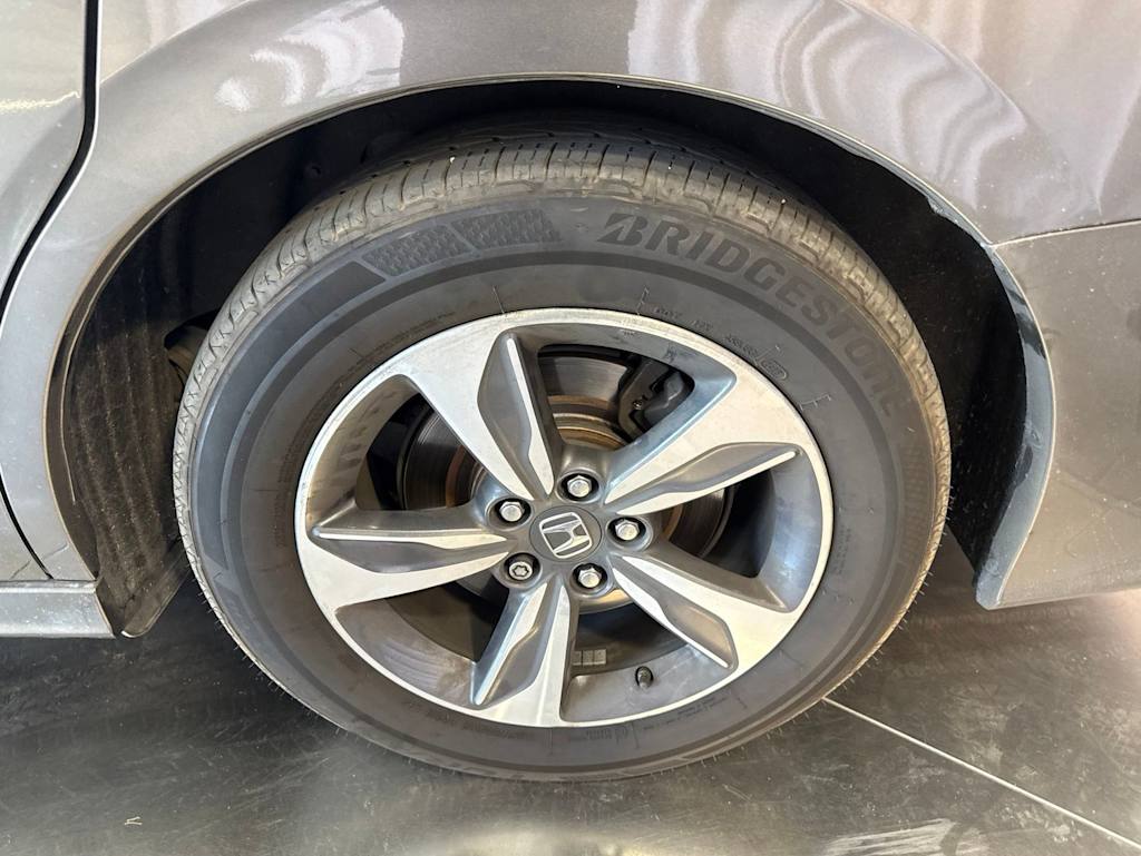Thumbnail: 2019 Honda Odyssey - 6
