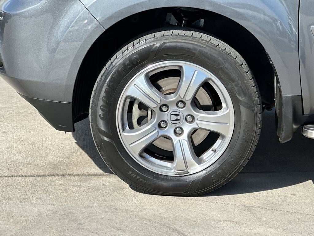 Thumbnail: 2013 Honda Pilot - 8