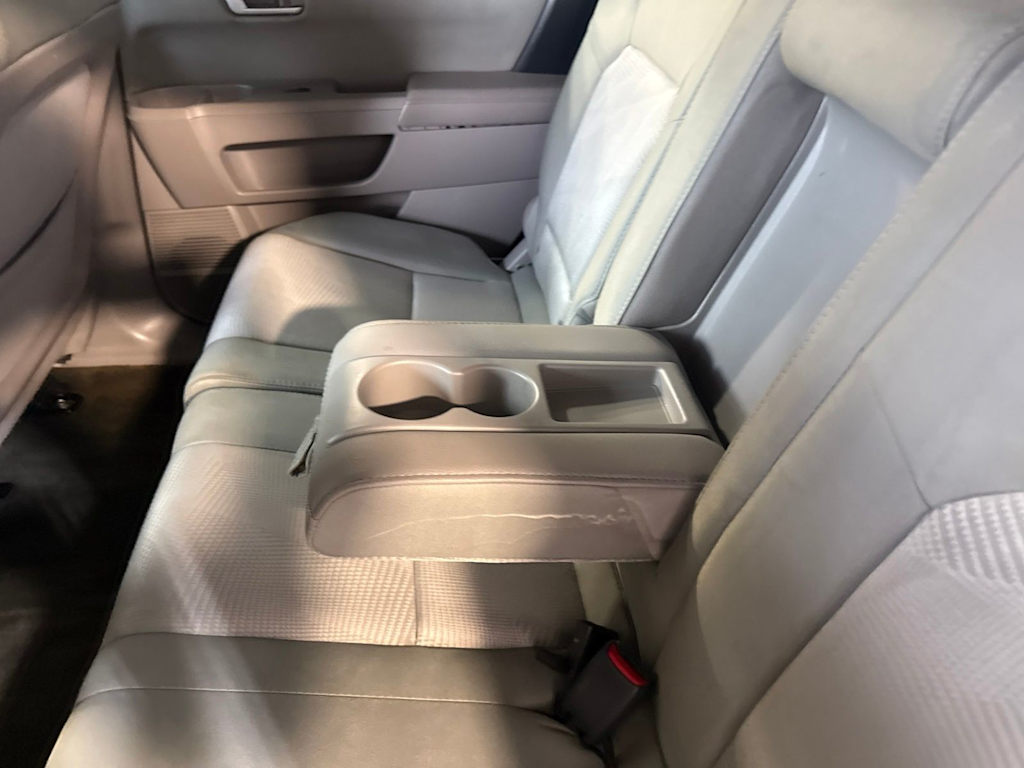 Thumbnail: 2015 Honda Pilot - 22
