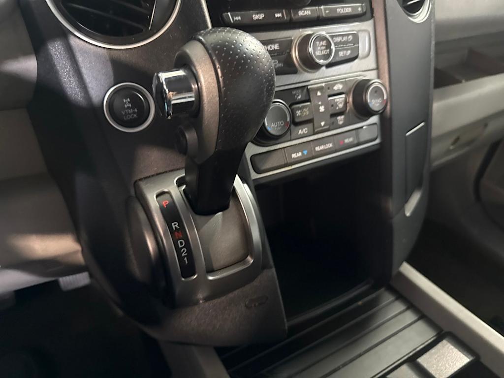 Thumbnail: 2015 Honda Pilot - 11