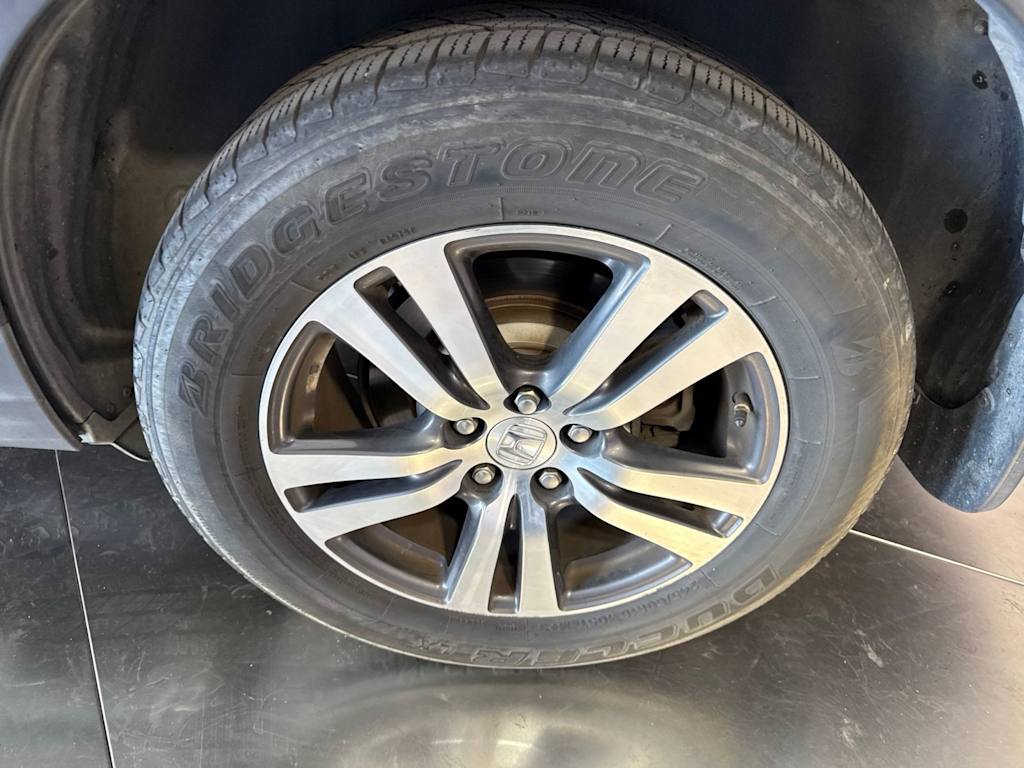 Thumbnail: 2016 Honda Pilot - 6