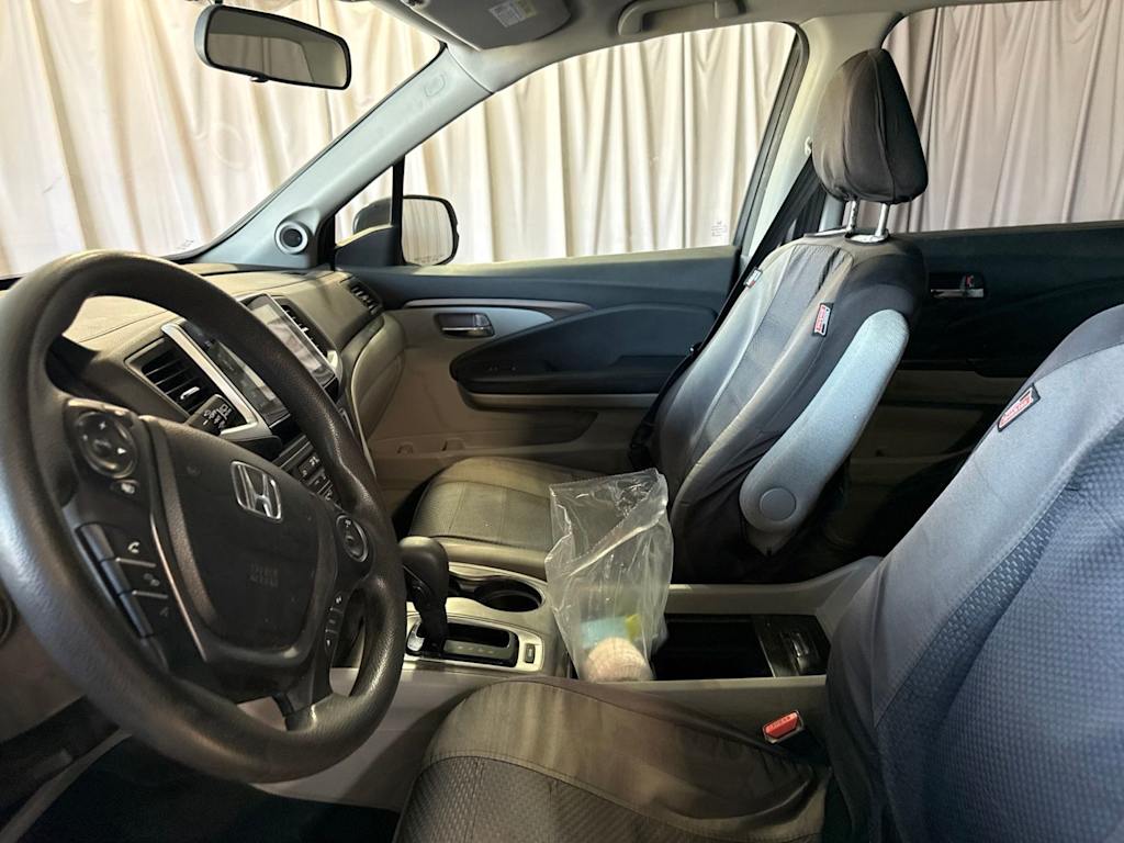 Thumbnail: 2016 Honda Pilot - 7