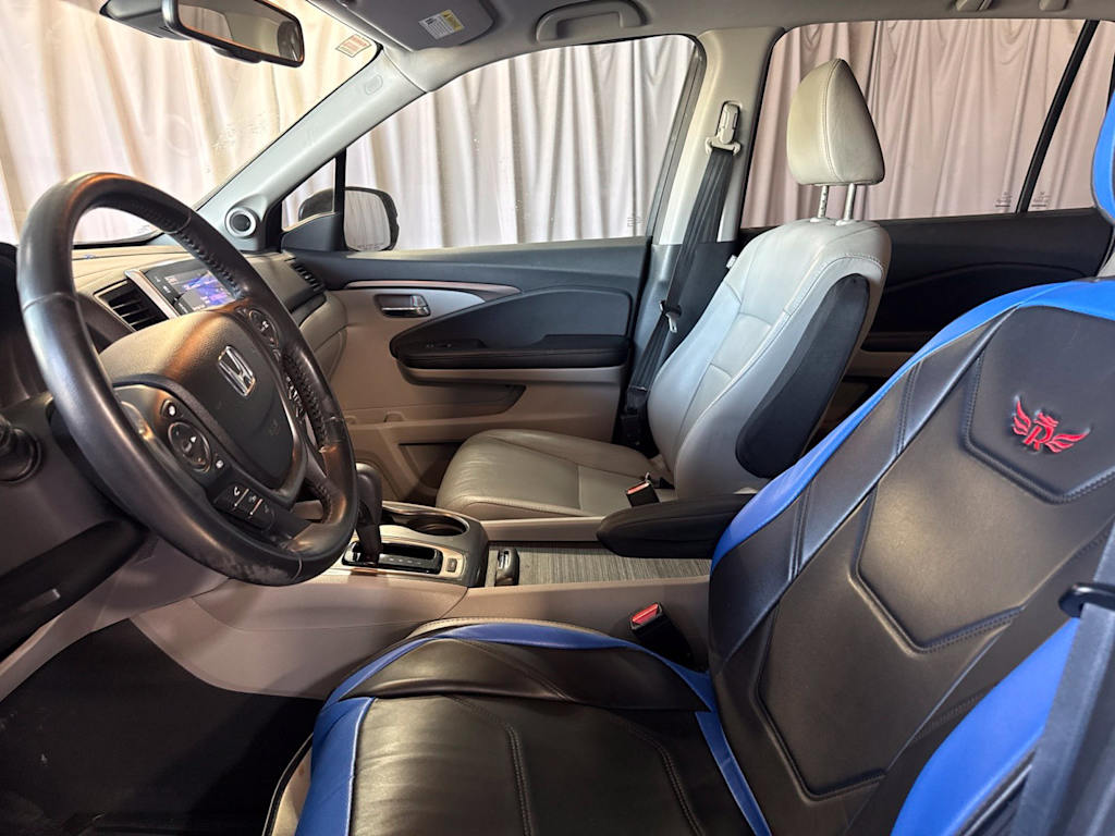 Thumbnail: 2017 Honda Pilot - 6
