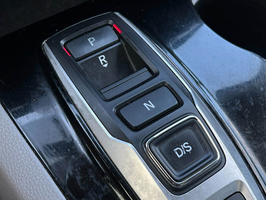 Thumbnail: 2017 Honda Pilot - 14