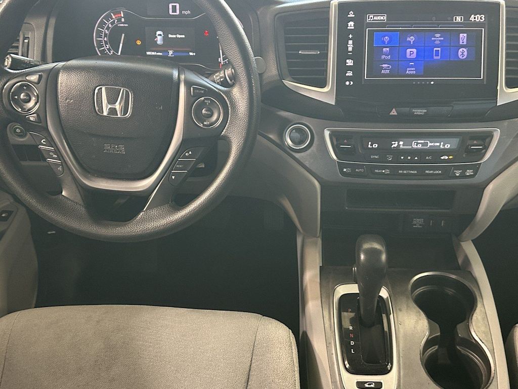 Thumbnail: 2017 Honda Pilot - 12